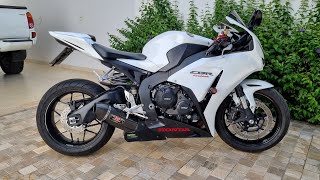 Troca da bateria CBR 1000 RR