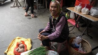 福建小鎮的“中山路”：如今年輕人外出闖蕩，老人做點生意過日子