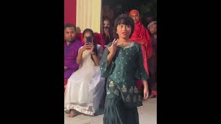 Viral dance of little girl..❤️ Shakir Batagund