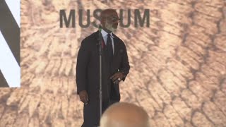 BeBe Winans sings National Anthem at International African American Museum dedication ceremony