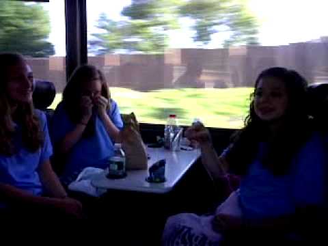 Bus to Hershey Park! Bus to Hershey Park!
