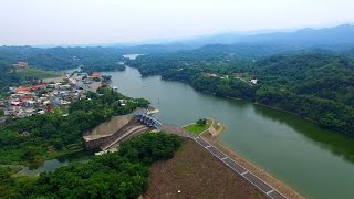 飛虎空中攝影►20160811認識家園系列 - 苗栗頭屋 - 明德水庫 後龍水庫 明湖水漾會館 日新島 鴛鴦島 海棠島 吊橋 空拍 空中攝影 4K 素材 歡迎洽購