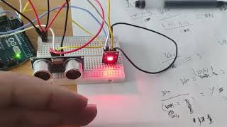 灯也会在你靠近的时候心跳加速吗？ #arduino #超声波传感器