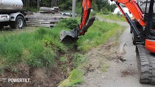 PowerTilt Tilting Coupler Ditch Cleaning | Parker Helac