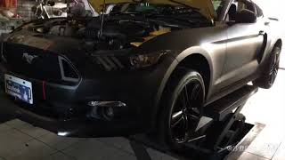 福特野馬跑車 Ford Mustang 2.3 TURBO 渦輪增壓引擎，排氣管系統改裝韓國進口JSR 瑪莎拉蒂大排氣量聲浪模擬器，八缸聲浪輸出，OBD2插頭對應擷取轉速訊號匹配發動聲浪模擬超逼真