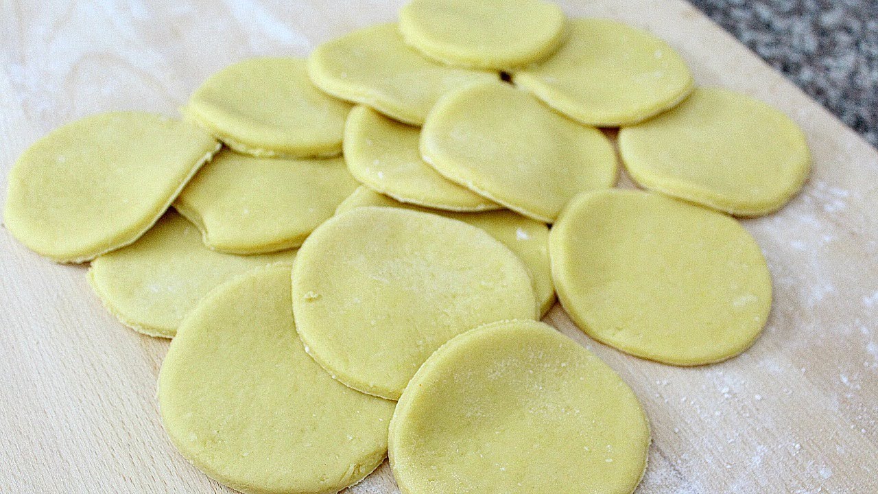 How To Make Empanada Dough Youtube