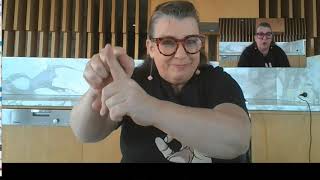 Catching up to claw handshape signs. Auslan #Vocabulary via Handshapes (has voice)