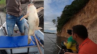 Pescando en las bocas Del Rio Yucao con el Rio Meta en Colombia.