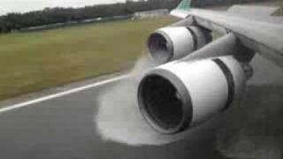 Boeing 747 - 400 Amazing Landing and Reverse Thrust Spray - Eva Air