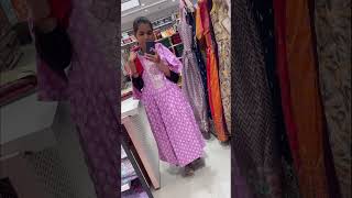 సరదాగా shopping కి వచ్చాము🤷‍♀️#shortstelugu #viralvideo #trending #ytstudio #shopping