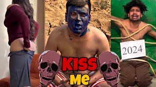 SKELETON Roasting 🔥  @TIKTOK Kiss  Me Boy 💋🤡