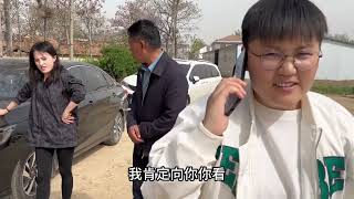 留留蹭坏小老妹的本田车，小老妹大发雷霆要赔偿，留留一招制服