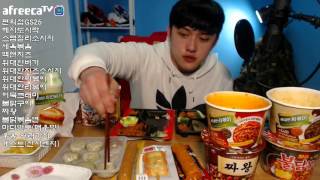 BJ유디티 GS25편의점먹방(떡볶이+라면+만두+핫바+혜자도시락 등등) 아프리카TV먻방