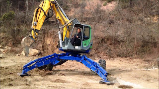 Kaiser S2  walking excavator