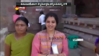 Cine Actress Raasi at Mallikarjuna Swamy Temple in Srisailam