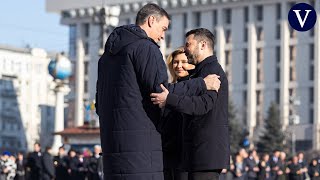 Zelenski, rodeado de líderes mundiales, conmemora los tres años de invasión rusa