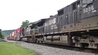 NS 234 EB with Dash 9 Power