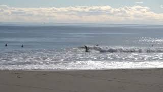 2023年12月22日　　仙台新港の波情報です。🌊🏄‍♂️🏄‍♀️🏖️🙋‍♂️ サイズが少しアップしております。🌊🏄‍♂️🏄‍♀️🏖😊　素敵な週末をお過ごしください🫡🙋‍♂️