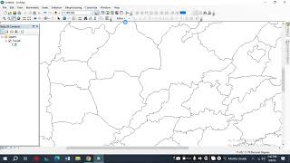 Split tool in arcgis