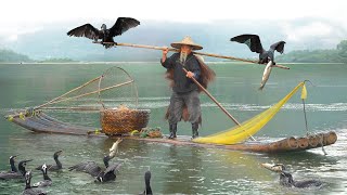 Genius Technique Chinese Fishermen Use to Catch Fish With Birds