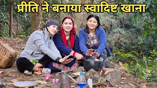 प्रीति को ले गई अपने पुराने वाले घर || Darjeeling village lifestyle vlog || Sushmitachettrivlog..