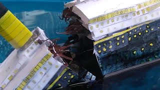 Sinking of the titanic out of paper