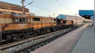 Guntakal WDG3A's idling in top notch at Kacheguda Railway Station. #Indian Railways  #DieselLoco