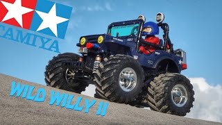 #TAMIYA Wild Willy II - freaking out on the beach