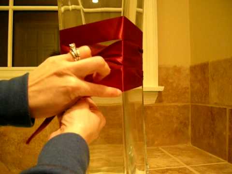 Tying the Knot: Tutorial on Tying Ribbon Around Centerpiece Vases Tying the Knot: Tutorial on Tying Ribbon Around Centerpiece Vases