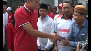 Ganjar Pranowo Bulusukan ke Lokasi Banjir Tegal