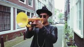 Timmy Trumpet plays pTrumpet!