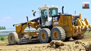 CATERPILLAR 14M Grader Working, Vinci B 31 Friedrichshafen, Germany, 19.07.2018.