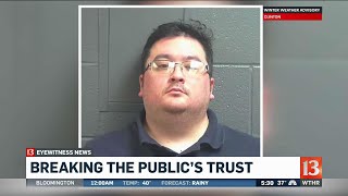 911 dispatcher fired, charged