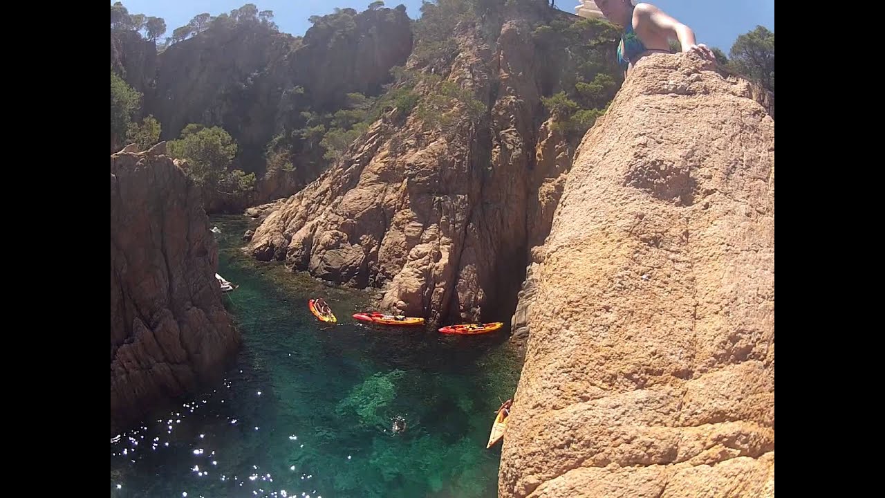 Cliff Diving In Costa Brava, Spain - YouTube