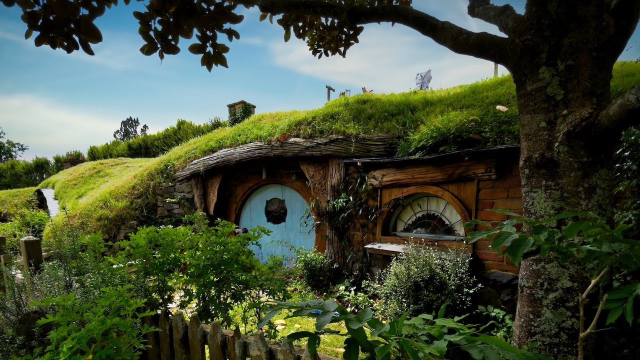 Hobbiton, Movie Set Tour - YouTube