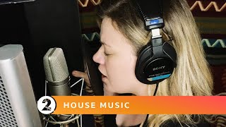 Download Mp3 Radio 2 House Music - Kelly Clarkson - Because of You
