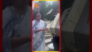 মাদ্রিদের রাস্তায় পিয়ানো বাজালেন মমতা বন্দ্যোপাধ্যায়