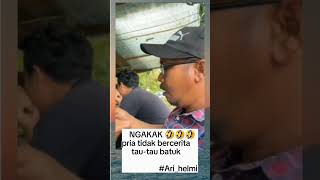 Jangan tegang tegang napa, lemesin aja dulu #lucu