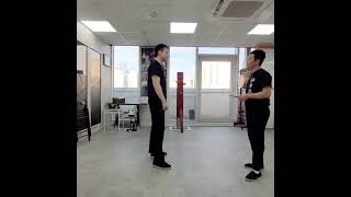 영춘권 나이프 방어 - 목 잡혔을 때(When threatened with a knife around the neck) #영춘권 #호신술 #wingchun