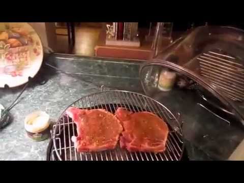 your fries have cooked, turn the oven