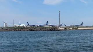 東京都大田区　羽田空港　離着陸だよ（京浜島つばさ公園）Haneda Airport, Ota-ku, Tokyo Takeoff and Landing