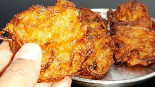 അടിപൊളി നാടൻ ഉള്ളി വട/ulli vada kerala style/Onion Bajji/onion vada Recipe in malayalam