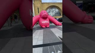 A big red inflatable in King’s Cross #londonattractions #calmdown #ias #attentive #photography