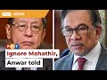 Forget about Dr M, focus on reforms, Kit Siang tells Anwar