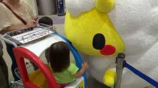 140803 イオンモール苫小牧 11：00 13 子供たちが気になる～ ジンギスカンのジンくん