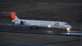 【間もなく退役】 JAL MD-90-30 JA8020 Landing at Nanki - Shirahama