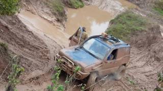 Nissan Terrano 2 vs Lada Niva Off-road Mammutpark