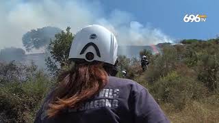 Fiamme sul colle Bellaria, il fuoco minaccia Salerno