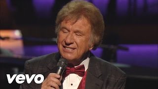 Bill Gaither - Tho Autumn's Coming On [Live]