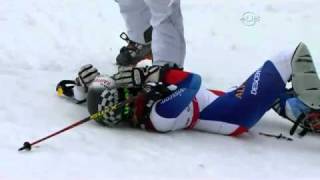 Lara Lara Gut suffers hard crash in Super Combined WC 2011 Garmish
